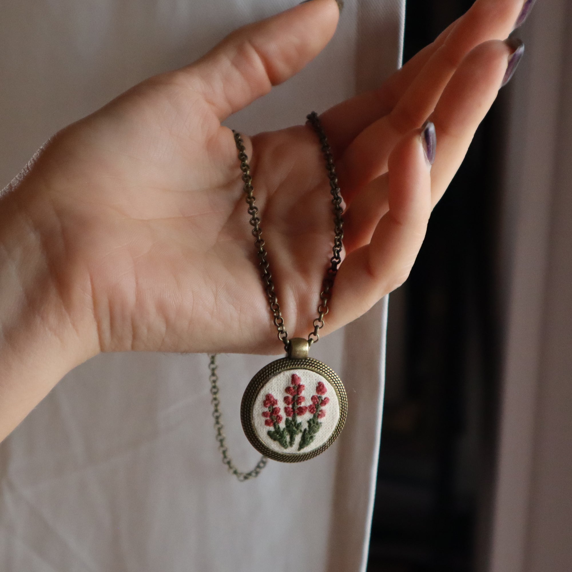 Collana con ciondolo ricamato Fildisogno - Fildisogno